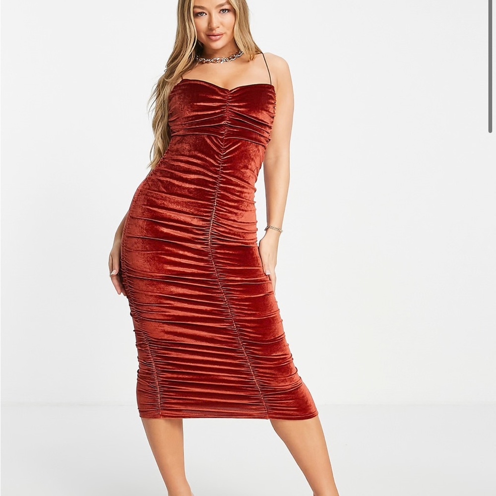 ASOS Designs Women’s Rust Velvet Stretch Ruched Bodycon Sweetheart Mini Dress 4